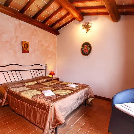 Holiday home Granaio Radicondoli